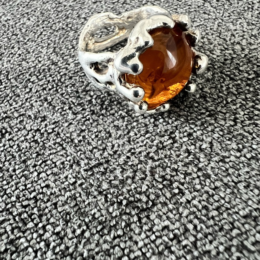 Mondo Mondo Magician Ring